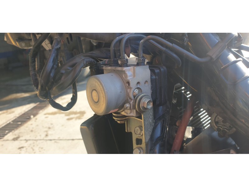 Recambio de abs para honda x-adv x-adv referencia OEM IAM 57110MKHD21  