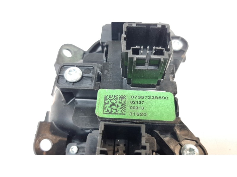 Recambio de palanca freno para jeep compass (m7) limited fwd referencia OEM IAM 735723969  