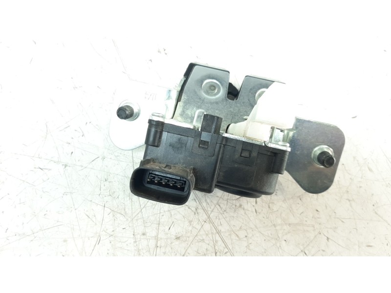 Recambio de cerradura maletero / porton para hyundai tucson referencia OEM IAM 81230G3000  