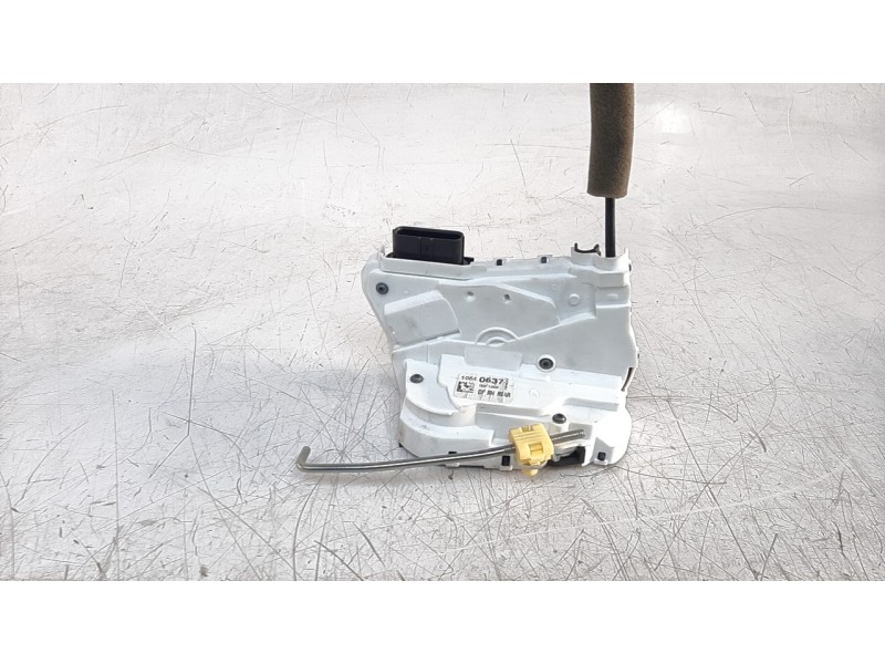 Recambio de cerradura puerta trasera derecha para mg hs comfort referencia OEM IAM 10640637  