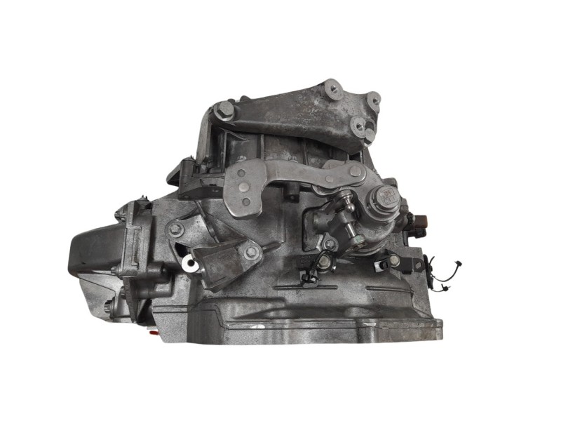 Recambio de caja cambios para opel insignia berlina 1.6 cdti dpf referencia OEM IAM M320MDE 55569878 