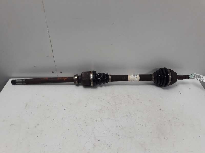 Recambio de transmision delantera derecha para peugeot 5008 1.6 hdi fap referencia OEM IAM 3273QS P1550 