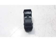 MANDO ELEVALUNAS DELANTERO DERECHO D09H66370 