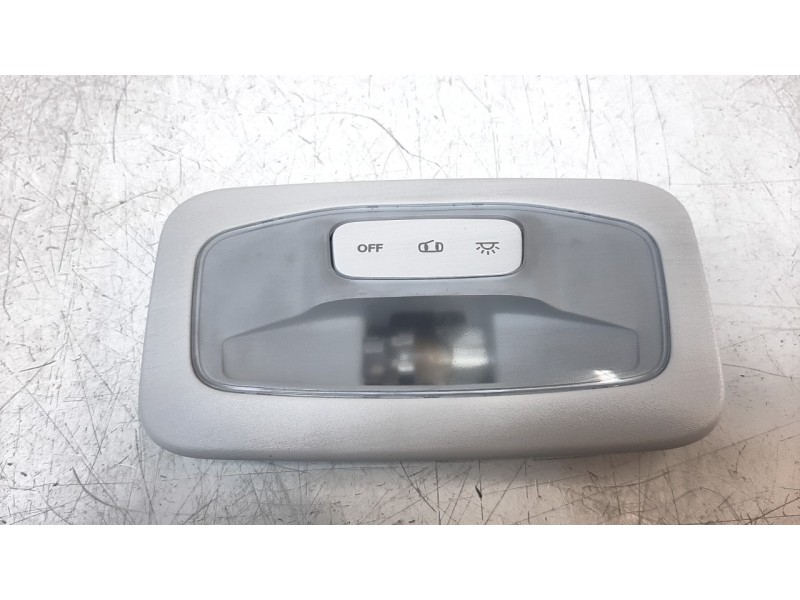 Recambio de luz interior para jeep renegade 1.6 m-jet cat referencia OEM IAM 7356121870  