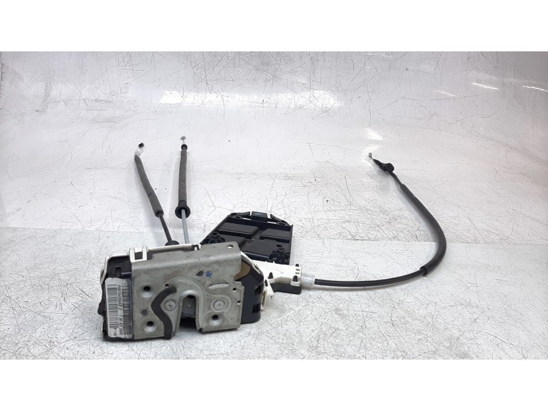 Recambio de cerradura puerta trasera derecha para jeep compass (m7) limited fwd referencia OEM IAM 68466852AA  