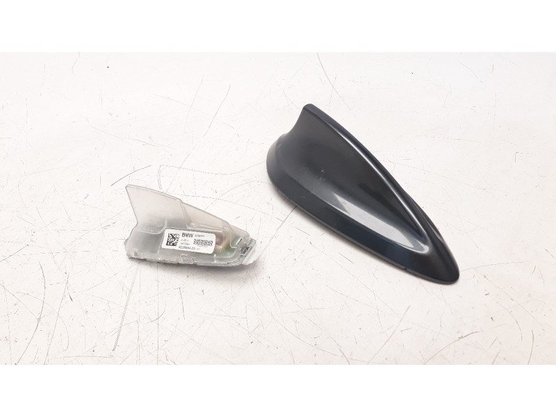 Recambio de antena para bmw serie 3 lim. (f30) 318d referencia OEM IAM 92268946  