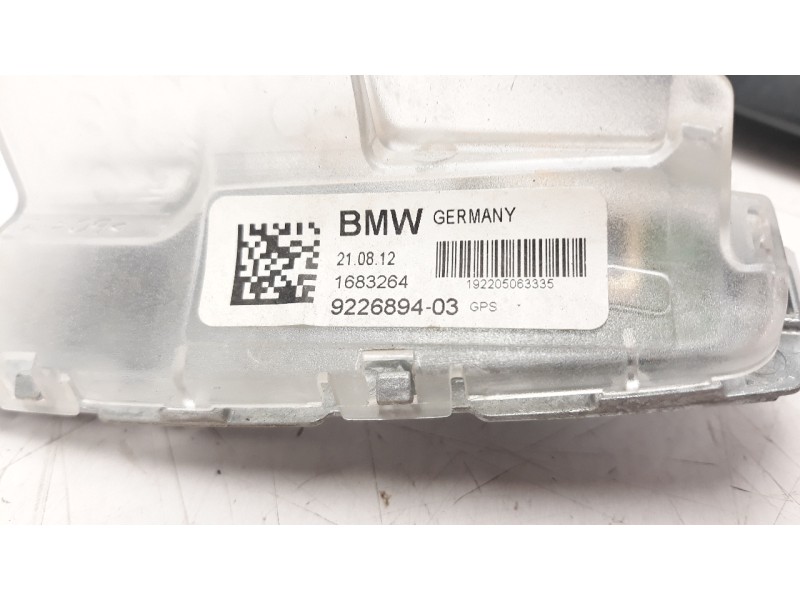 Recambio de antena para bmw serie 3 lim. (f30) 318d referencia OEM IAM 92268946  