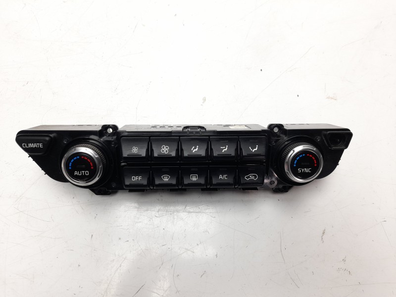 Recambio de mando climatizador para kia sportage drive 2wd referencia OEM IAM 97250F1CB0FHY  