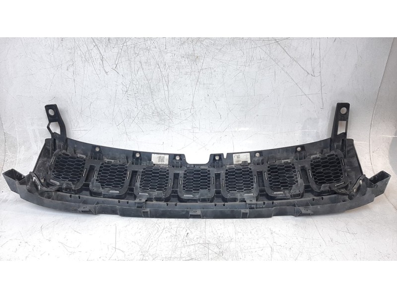 Recambio de rejilla delantera para jeep compass (m7) limited fwd referencia OEM IAM 4010130006AB  