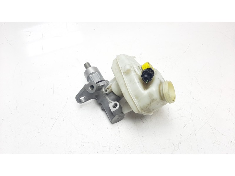 Recambio de bomba freno para opel astra j lim. 1.7 16v cdti referencia OEM IAM 84102409  