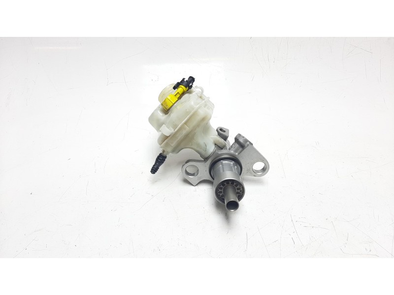 Recambio de bomba freno para opel astra j lim. 1.7 16v cdti referencia OEM IAM 84102409  