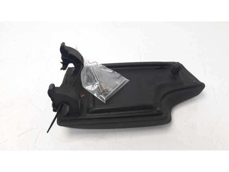 Recambio de apoyabrazos central para bmw serie 3 lim. (f30) 318d referencia OEM IAM 51169216925  