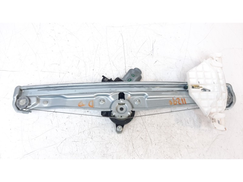 Recambio de elevalunas delantero derecho para hyundai tucson referencia OEM IAM 82404N7000  