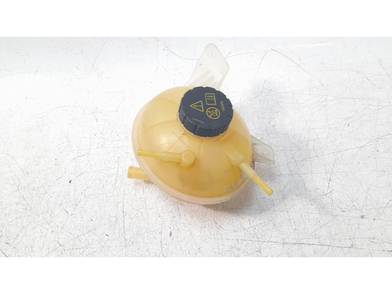Recambio de deposito expansion para mg hs comfort referencia OEM IAM 10329045  