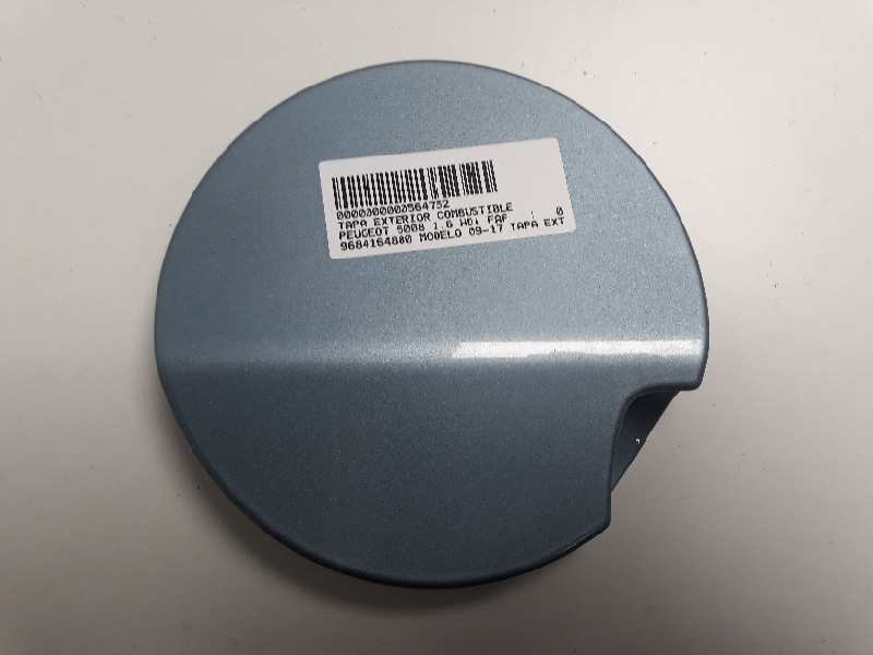 Recambio de tapa exterior combustible para peugeot 5008 1.6 hdi fap referencia OEM IAM 9684164880  