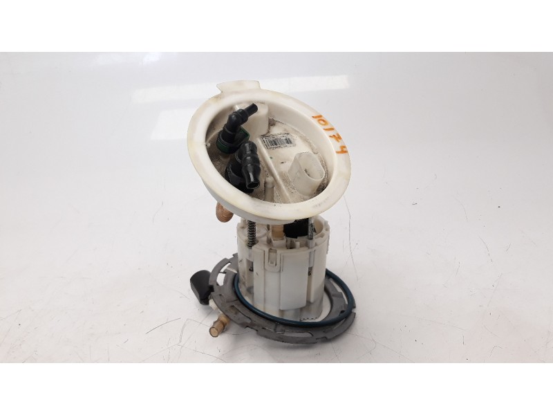 Recambio de bomba combustible para bmw serie 3 lim. (f30) 318d referencia OEM IAM 16117243972  