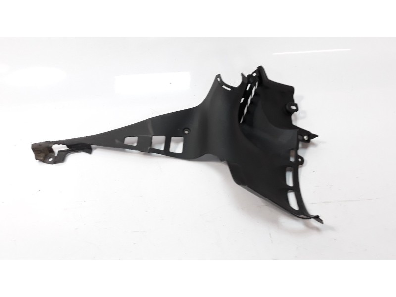 Recambio de moldura para honda crf 1100l africa twin referencia OEM IAM 64521MKSE20  