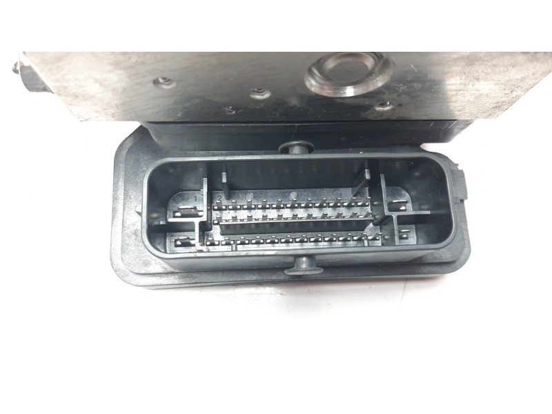 Recambio de abs para renault clio iv expression referencia OEM IAM 476608644R  