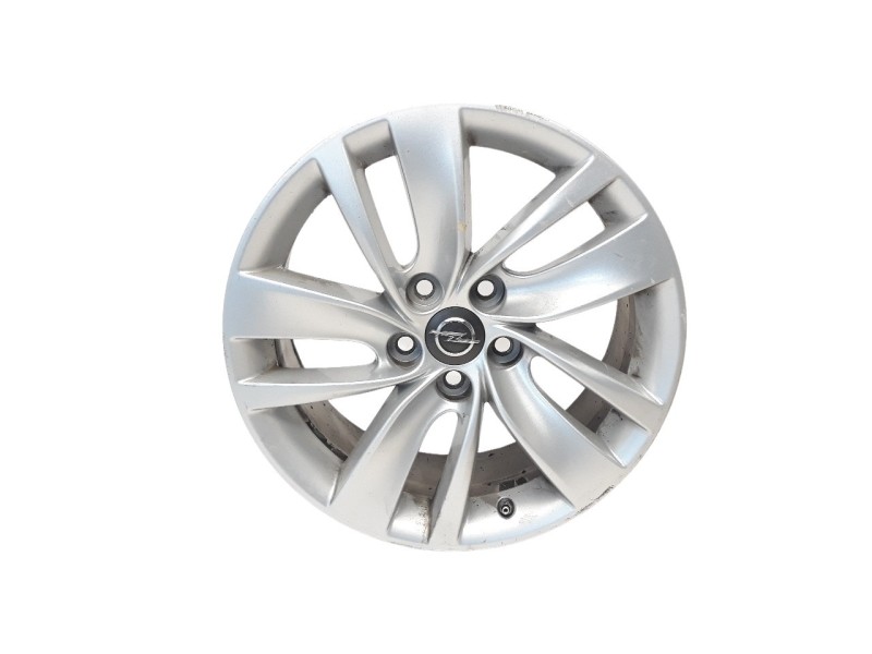 Recambio de llanta para opel insignia berlina 1.6 cdti dpf referencia OEM IAM 13313832  