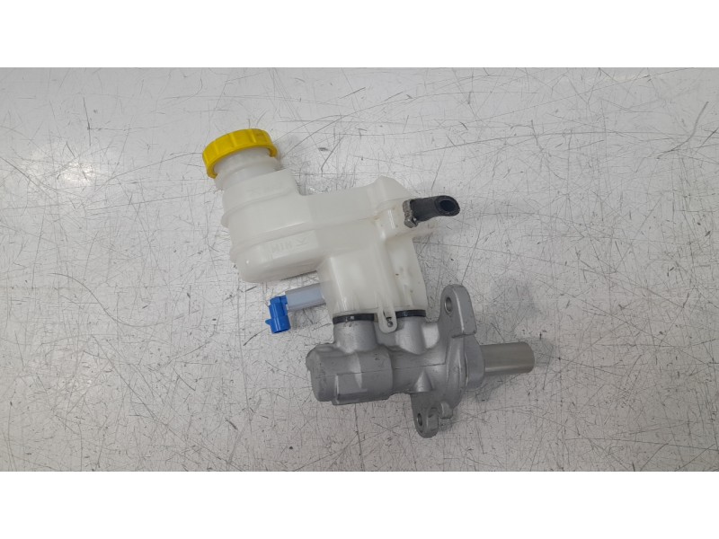Recambio de bomba freno para fiat 500 referencia OEM IAM 77368630  