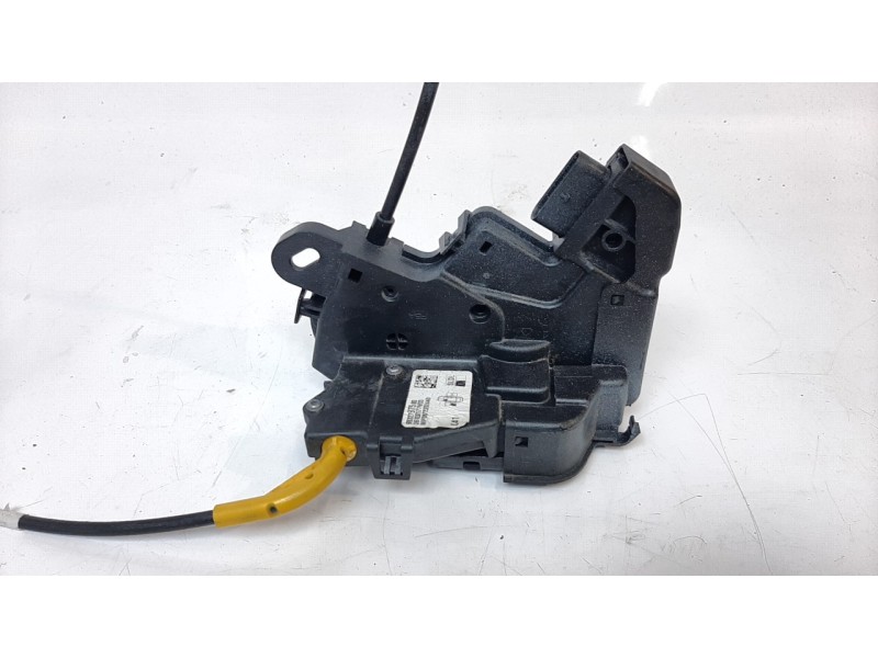 Recambio de cerradura puerta trasera izquierda para citroen c4 pure tech referencia OEM IAM 9832797580  