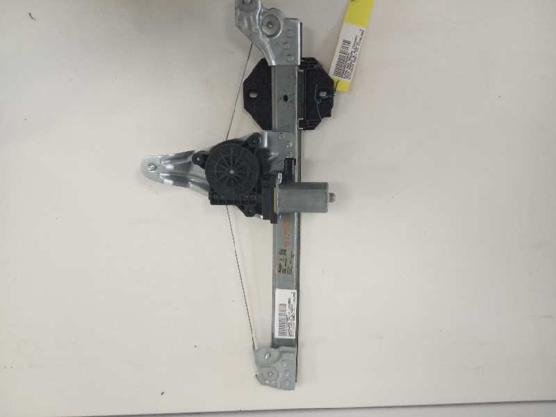 Recambio de elevalunas trasero izquierdo para dacia sandero sl audacia referencia OEM IAM 827211031R  