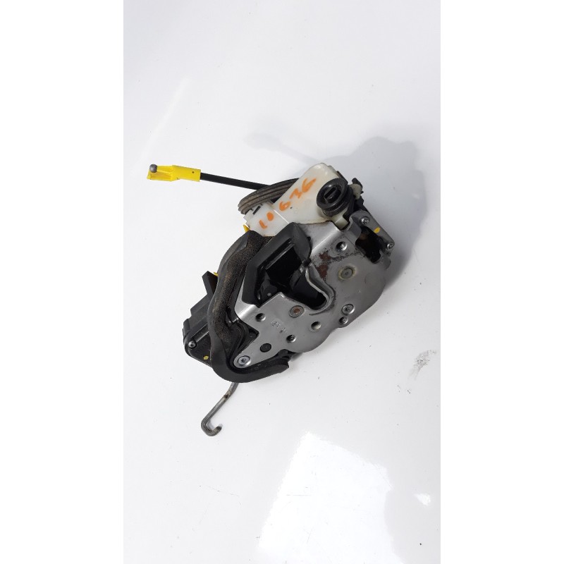 Recambio de cerradura puerta trasera izquierda para opel astra j lim. 1.7 16v cdti referencia OEM IAM 13579557  