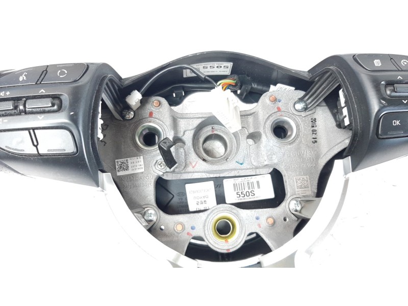 Recambio de volante para kia stonic (ybcuv) 1.6 crdi cat referencia OEM IAM 56130H8100  