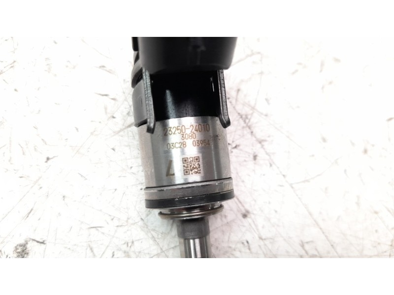 Recambio de inyector para lexus ux (za10) 250h referencia OEM IAM 2325024010  