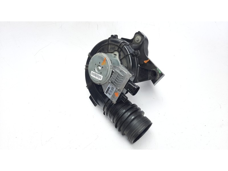 Recambio de electroventilador para smart fortwo coupe electric drive (453.391) referencia OEM IAM A4535000093  