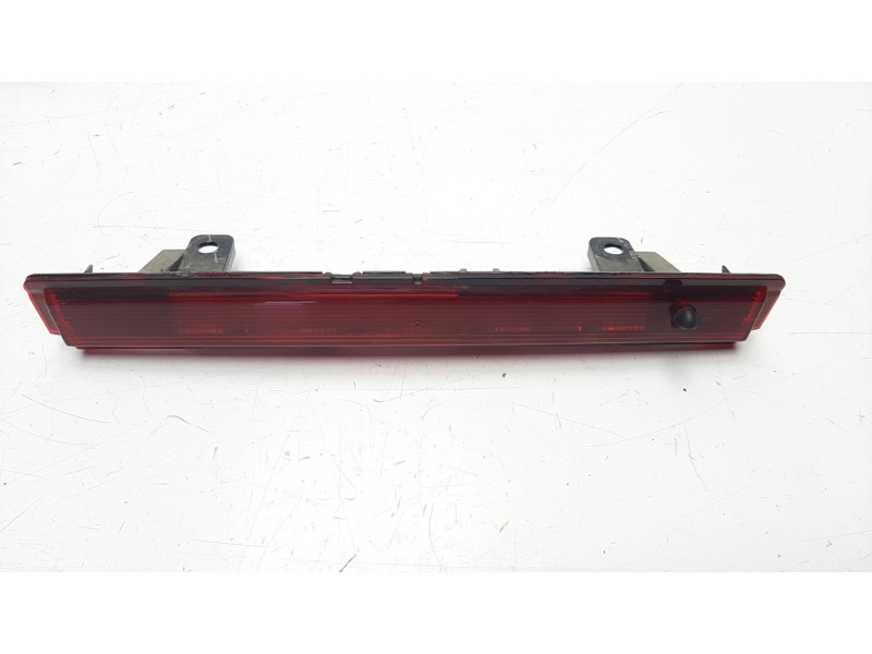 Recambio de luz central de freno para renault clio iv expression referencia OEM IAM 265902759R  