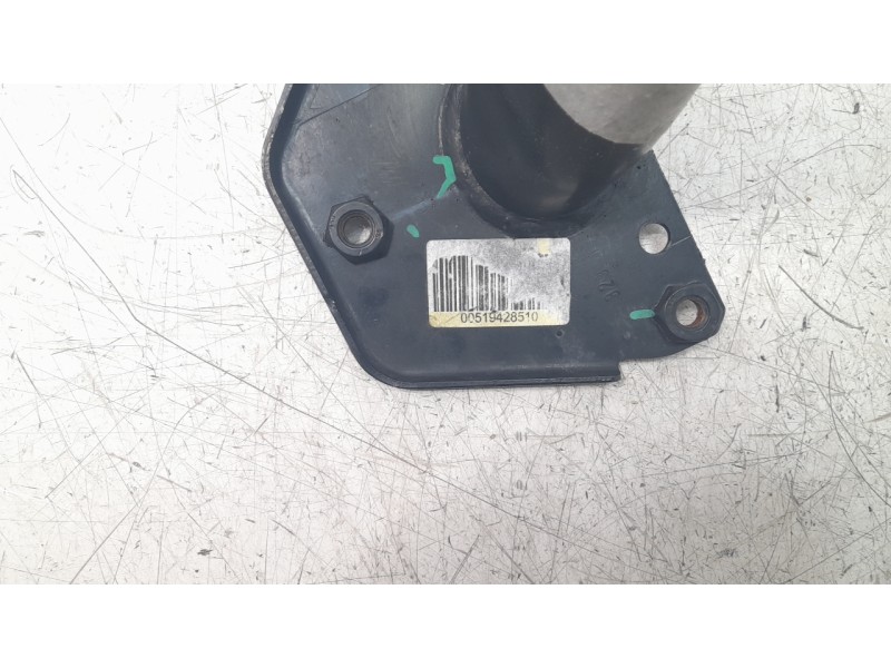 Recambio de punta chasis delantera para jeep renegade 1.6 m-jet cat referencia OEM IAM 519428510  
