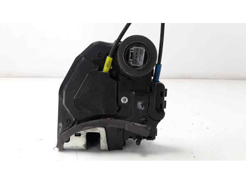 Recambio de cerradura puerta trasera izquierda para toyota avensis (t27) 2.0 d-4d cat referencia OEM IAM   