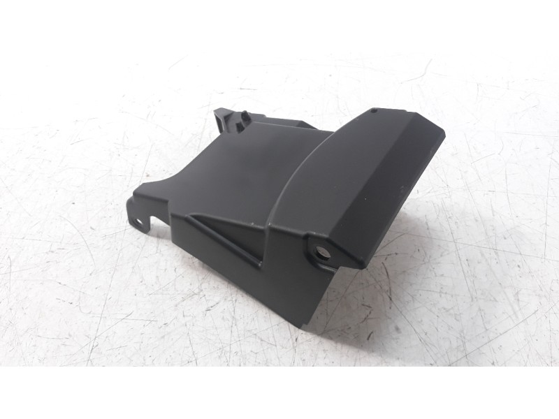 Recambio de moldura para honda x-adv referencia OEM IAM 80106MKHD0  