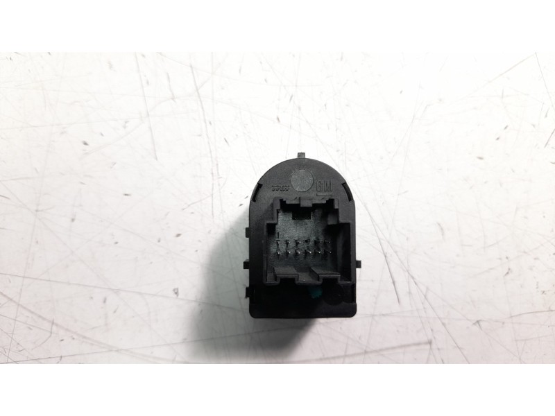 Recambio de mando retrovisor para opel insignia berlina 1.6 cdti dpf referencia OEM IAM 23299069  