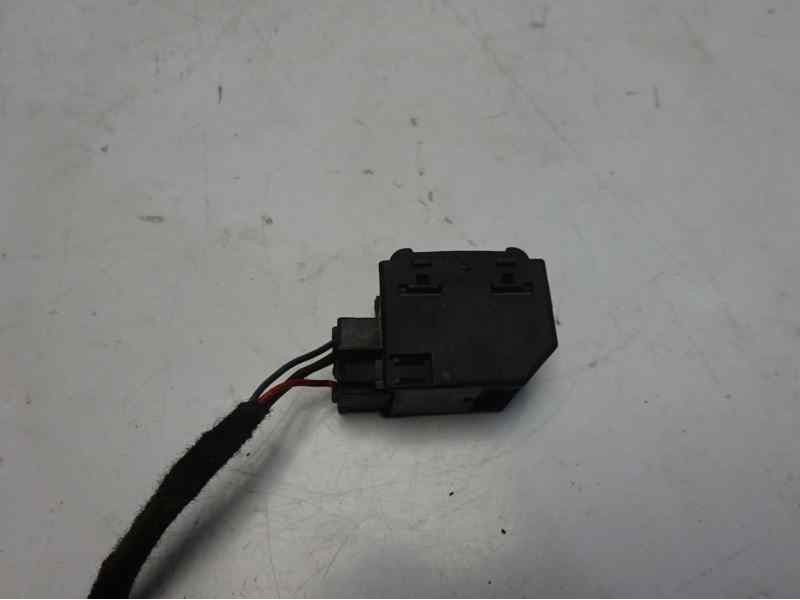 Recambio de mando elevalunas delantero derecho para volkswagen golf iv berlina (1j1) highline referencia OEM IAM 3B0959855B  