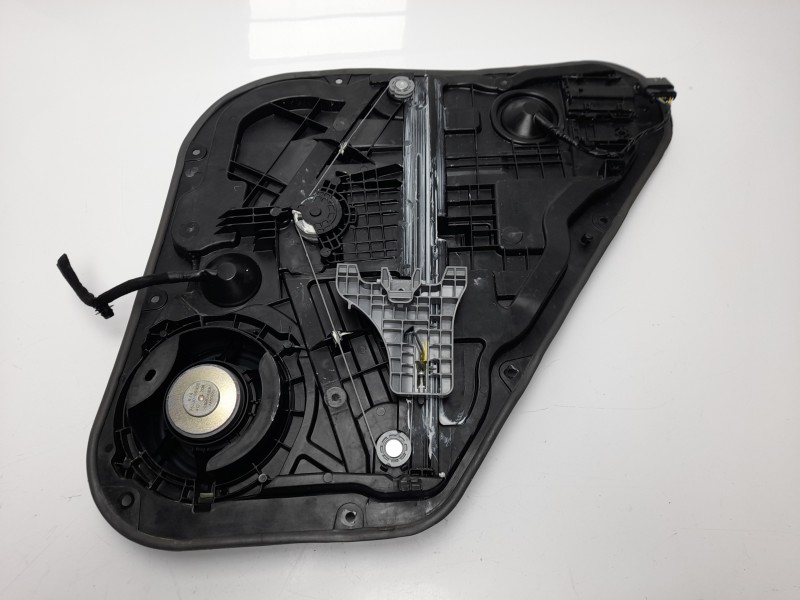 Recambio de elevalunas trasero izquierdo para kia sportage drive 2wd referencia OEM IAM 83470F1040  
