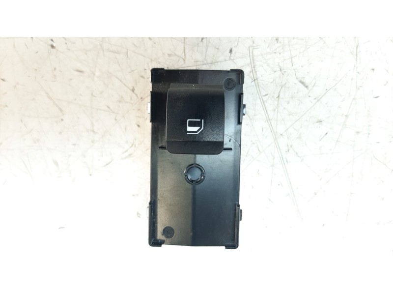 Recambio de mando elevalunas trasero izquierdo para hyundai tucson referencia OEM IAM 93581AB0004X  