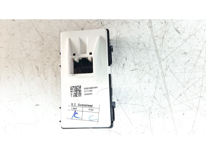 Recambio de mando elevalunas trasero izquierdo para hyundai tucson referencia OEM IAM 93581AB0004X  