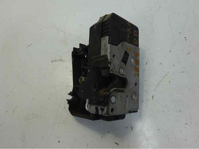Recambio de cerradura puerta delantera derecha para opel corsa c comfort referencia OEM IAM 24434885  