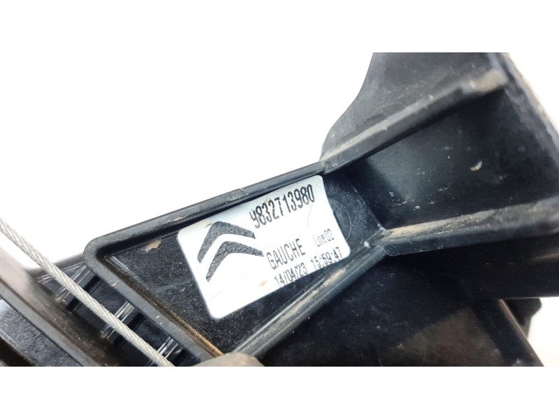 Recambio de elevalunas trasero izquierdo para citroen c4 pure tech referencia OEM IAM 9832713980  