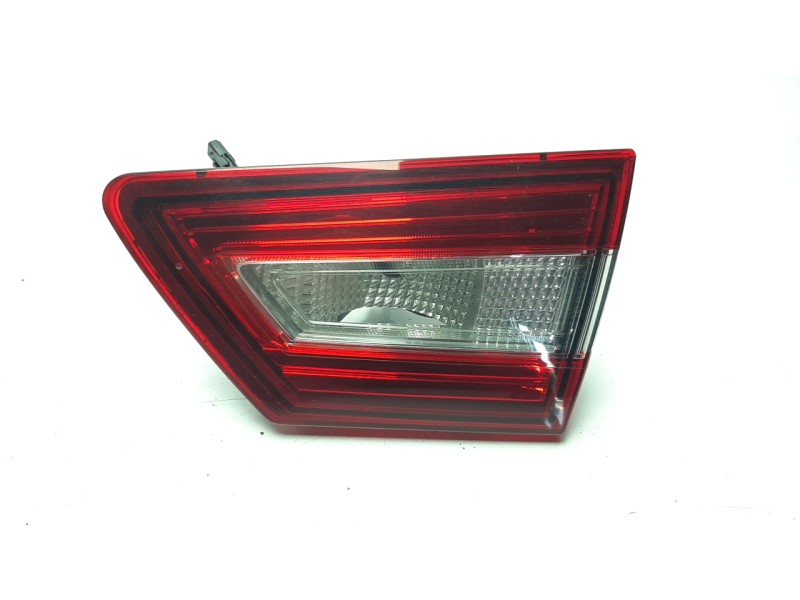 Recambio de piloto trasero derecho interior para renault clio iv expression referencia OEM IAM 265505796R  