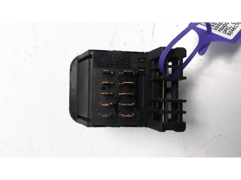 Recambio de mando luces para opel corsa b 1.2 16v cat (x 12 xe / lw4) referencia OEM IAM 90481764 90437312 