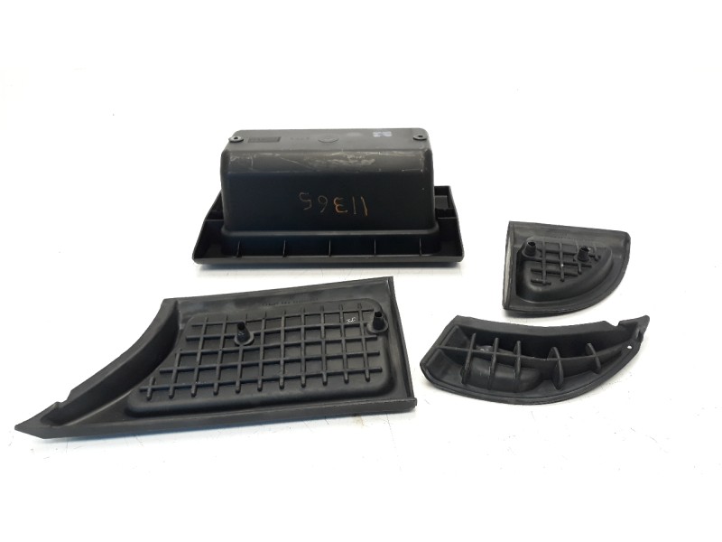 Recambio de moldura para land rover freelander (ln) 1.8 cat referencia OEM IAM FAH100380  