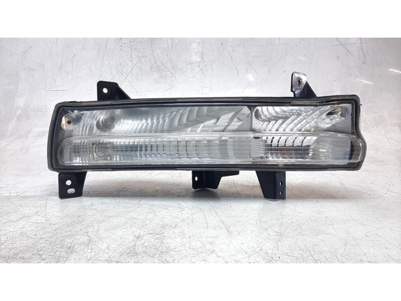 Recambio de piloto delantero derecho para jeep compass (m7) limited fwd referencia OEM IAM 68266926AB 108903620 