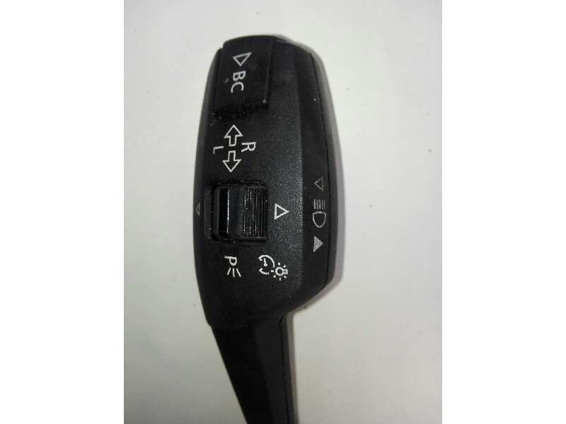 Recambio de mando intermitentes para bmw serie 1 berlina (e81/e87) 120d referencia OEM IAM 01108160  