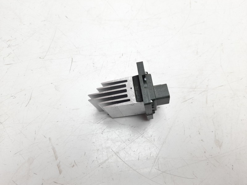 Recambio de resistencia calefaccion para kia sportage drive 2wd referencia OEM IAM 971792J000  