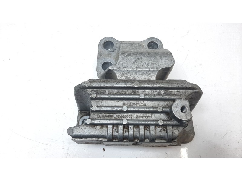 Recambio de soporte cambio para jeep compass (m7) limited fwd referencia OEM IAM 52090348  