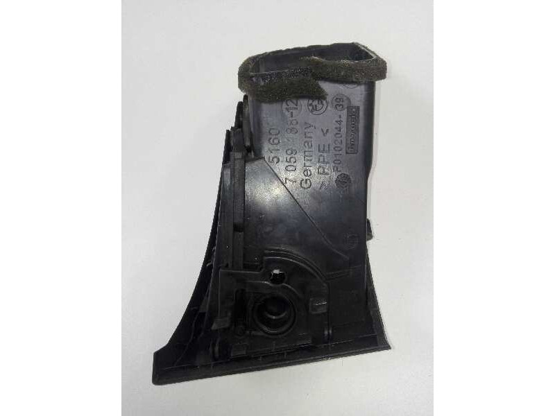 Recambio de rejilla aireadora para bmw serie 1 berlina (e81/e87) 120d referencia OEM IAM 7059188  
