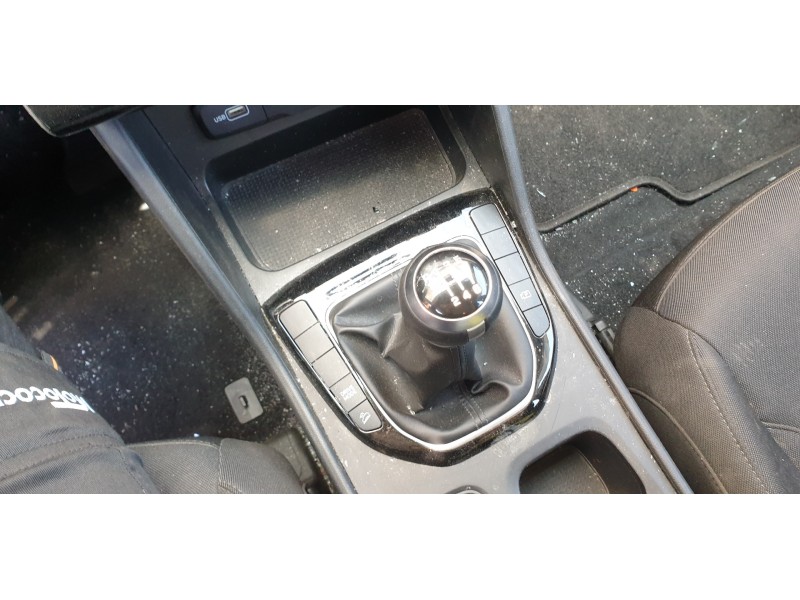 Recambio de palanca cambio para hyundai tucson referencia OEM IAM 43700N7100NNB  